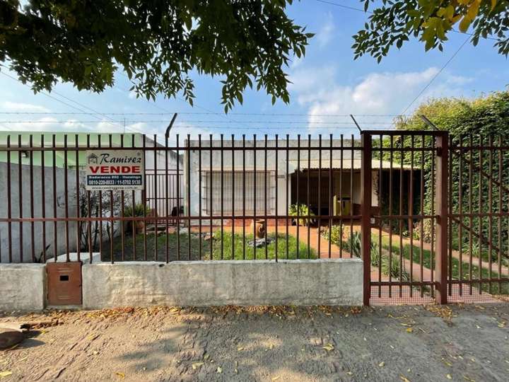 Casa en venta en Cuyo, Buenos Aires