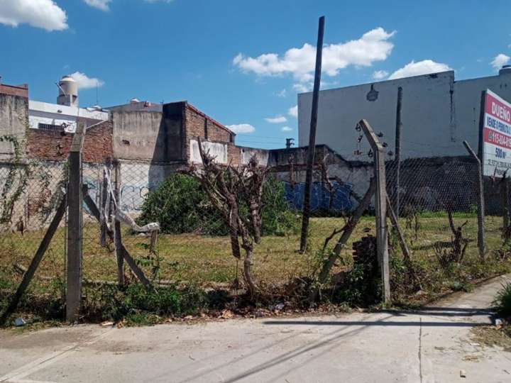 Terreno en venta en Avenida Presidente Juan Domingo Perón, 1100, Villa Luzuriaga