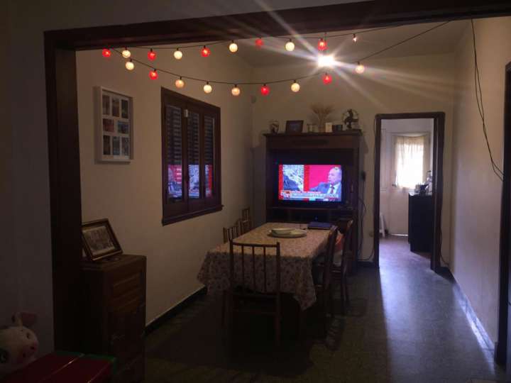 Casa en venta en Urquiza, 1737, Buenos Aires