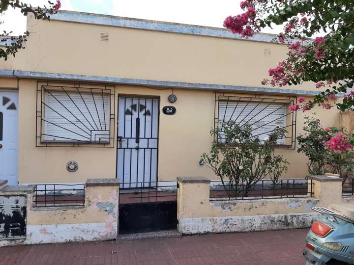 Casa en venta en Carlota Guzmán, 86, Chivilcoy