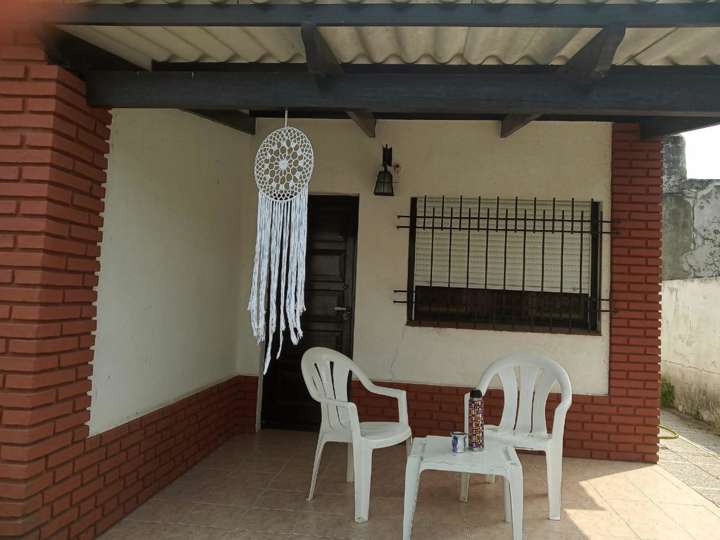 Casa en alquiler en Guillermo Sansot, Buenos Aires