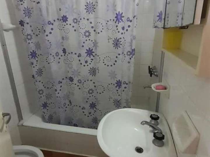 Departamento en venta en Avenida Argentina, Buenos Aires