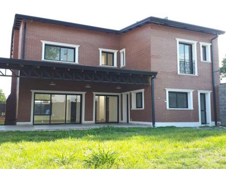 Casa en venta en Salta, 200, Villa Marcos Paz