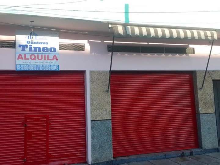 Comercial / Tienda en alquiler en Avenida Eva Perón, Buenos Aires