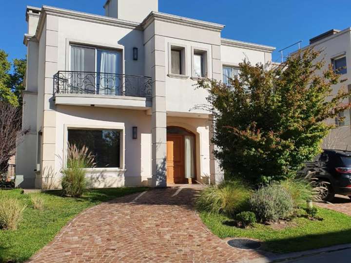 Casa en venta en Partido de Quilmes, Buenos Aires