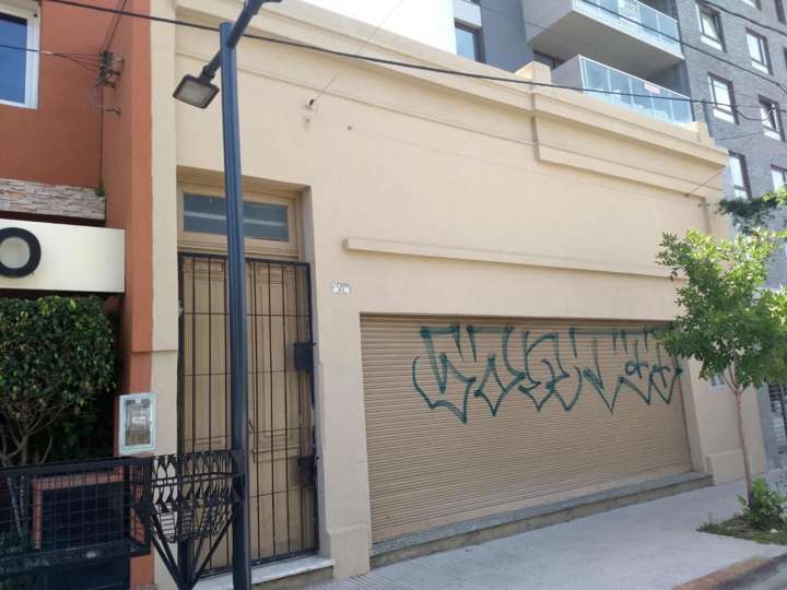 Terreno en venta en Juan Bautista Justo, 41, Haedo