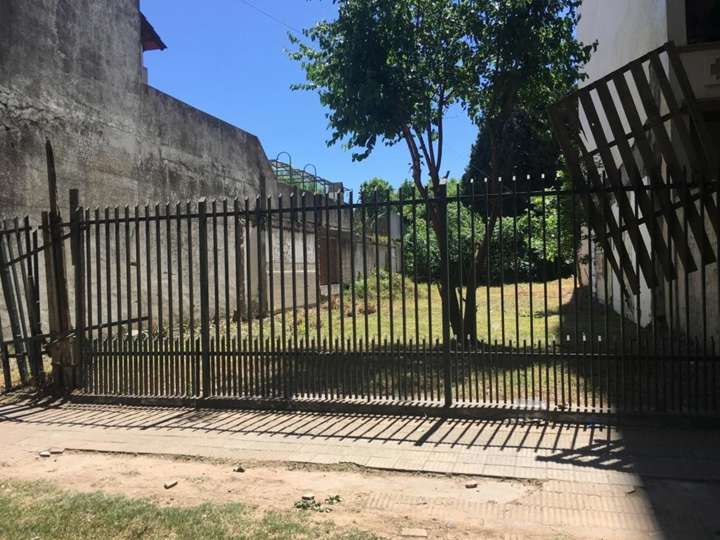 Terreno en venta en Domingo Faustino Sarmiento, Buenos Aires