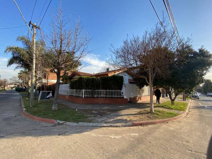 Casa en venta en Coronel Virasoro, 501, El Palomar