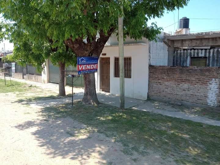 Edificio en venta en Zeppelin, Buenos Aires