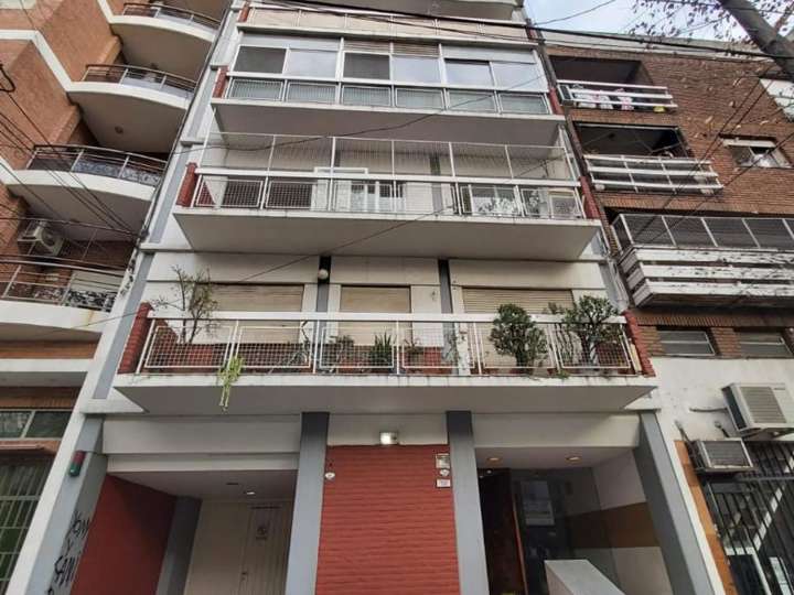 Departamento en venta en French, 108, Buenos Aires