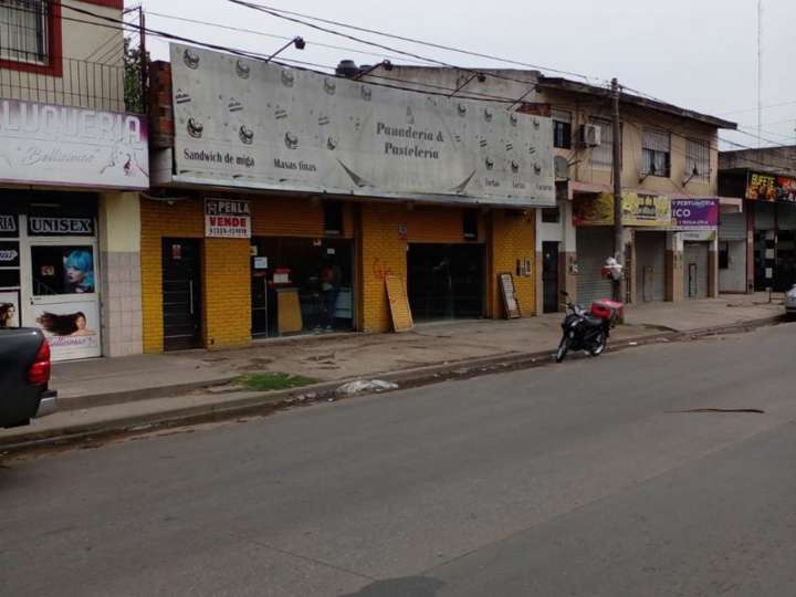 Comercial / Tienda en venta en Avenida del Sesquicentenario, Los Polvorines