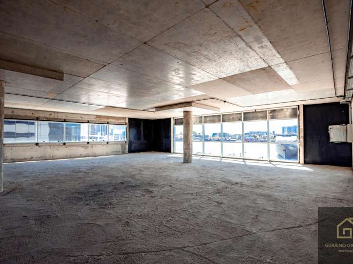 Oficina en venta en Camino de los Alisos, Ciudad Autónoma de Buenos Aires