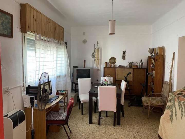 Casa en venta en Alejandro Molina, 531, Adrogué