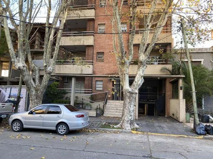 Departamento en venta en Ejército Argentino, 696, Adrogué