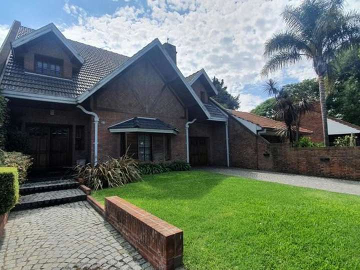 Casa en venta en Carlos Rippamonti, 164, Partido de Almirante Brown