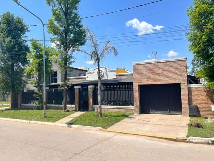 Casa en venta en Bernardo de Irigoyen, Buenos Aires