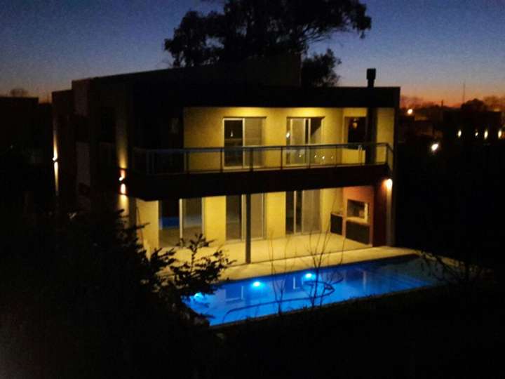 Casa en venta en Partido de Almirante Brown