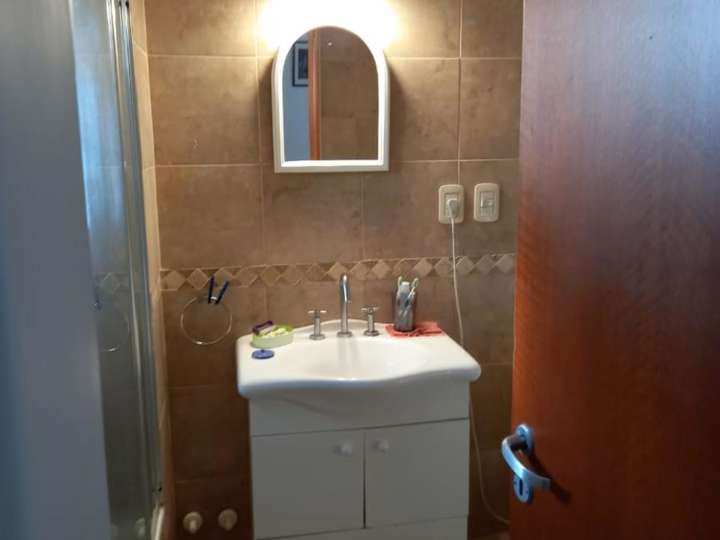 Departamento en venta en Avenida Primera Junta, Buenos Aires