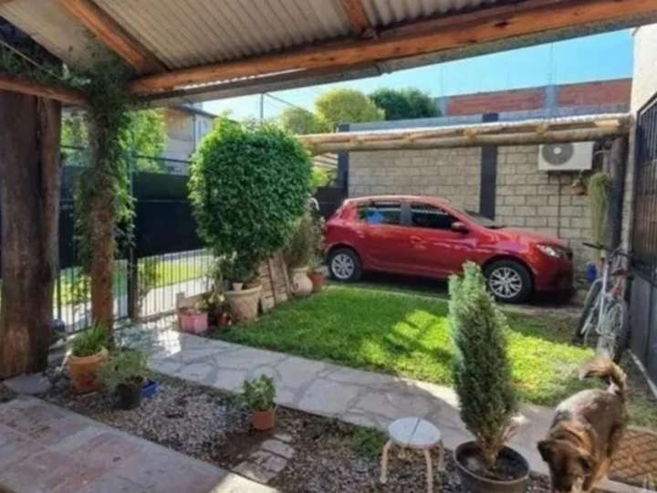 Casa en venta en Intendente Carlos Ratti, 515, Buenos Aires