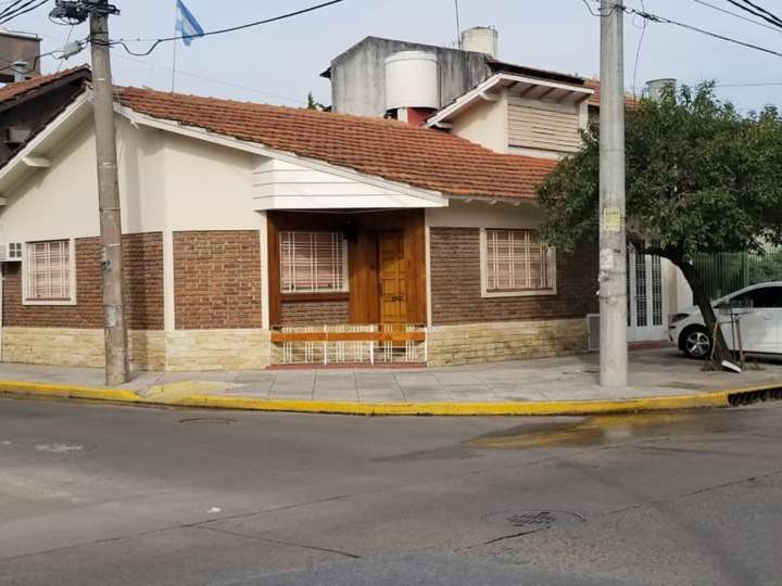 Casa en venta en General Alvarado, 488, Buenos Aires