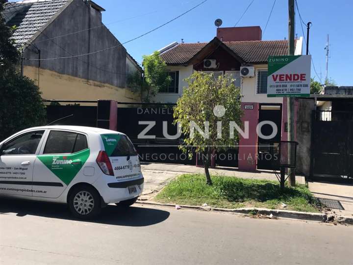 Departamento en venta en Sargento Cabral, Buenos Aires