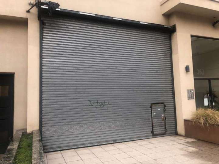 Comercial / Tienda en venta en Garibaldi, 363, Buenos Aires