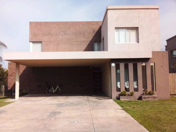 Casa en venta en Departamento Rosario, Funes