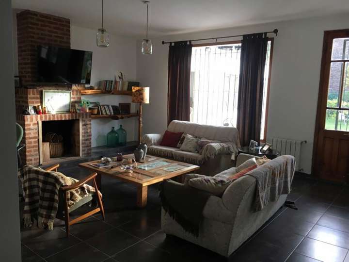 Casa en venta en 44 bis - Pueyrredón, 100, Tres Arroyos