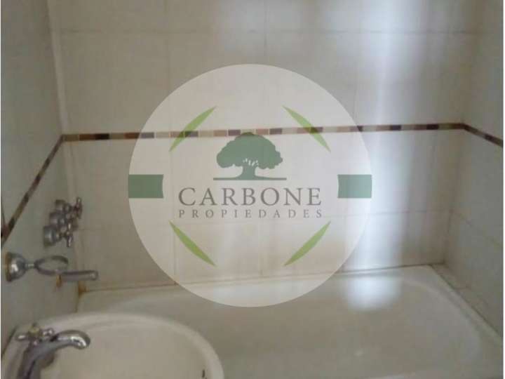 Casa en venta en Avenida Julio Argentino Roca, Hurlingham