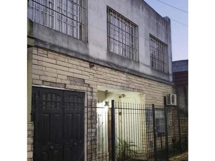 Casa en venta en Cacique Namuncurá, 899, El Palomar