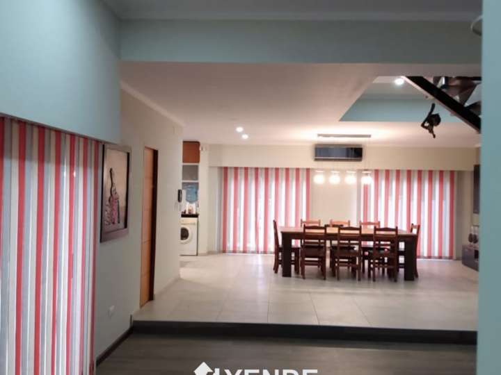 Casa adosada en venta en Partido de Junín, Buenos Aires