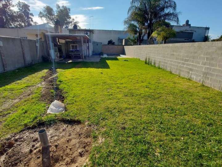 Casa en venta en Padre Mariano Calderón, La Reja