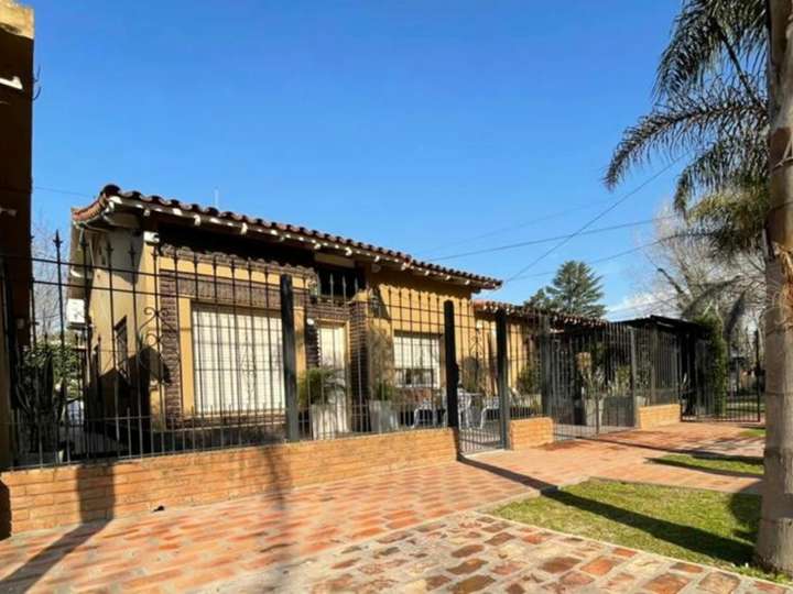 Casa en venta en Doctor Enrique Finochetto, Francisco Álvarez