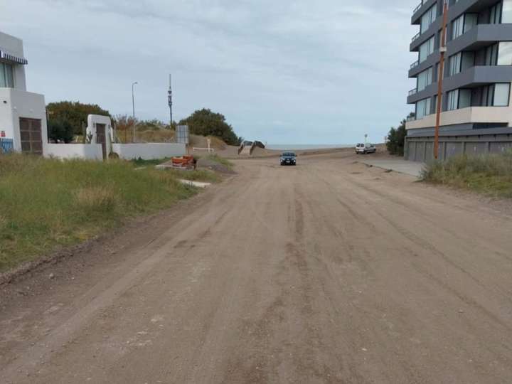 Terreno en venta en Avenida Juan Domingo Perón, Buenos Aires