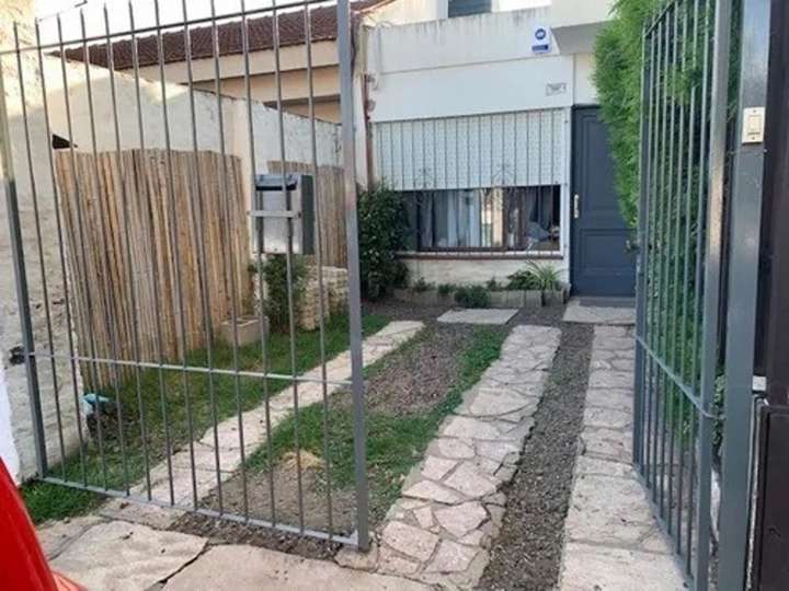 Edificio en venta en Camacuá, 1288, Buenos Aires