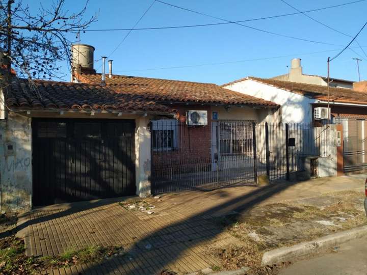 Casa en venta en O'Higgins, 2348, Buenos Aires