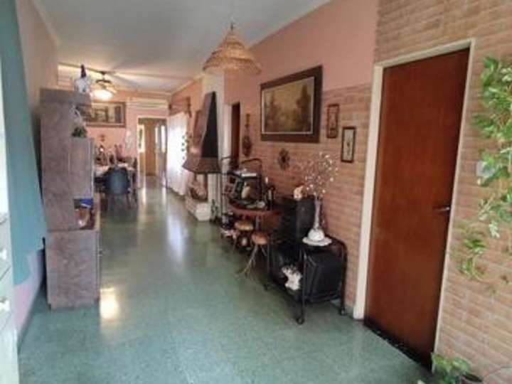 Casa en venta en Deán Funes, 912, La Tablada