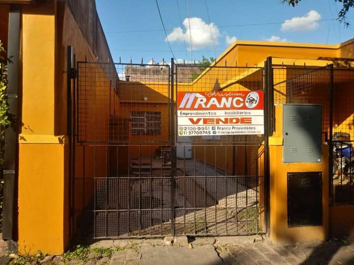 Edificio en venta en Barbosa, 818, Buenos Aires