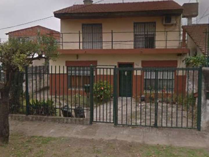 Casa en venta en General Pinedo, 700, Aldo Bonzi