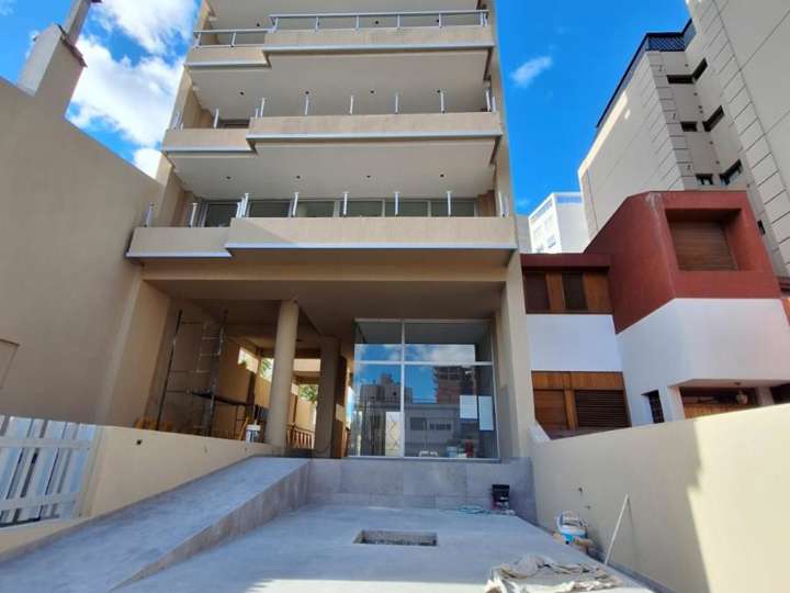 Departamento en venta en Avenida Alem, 95, Buenos Aires