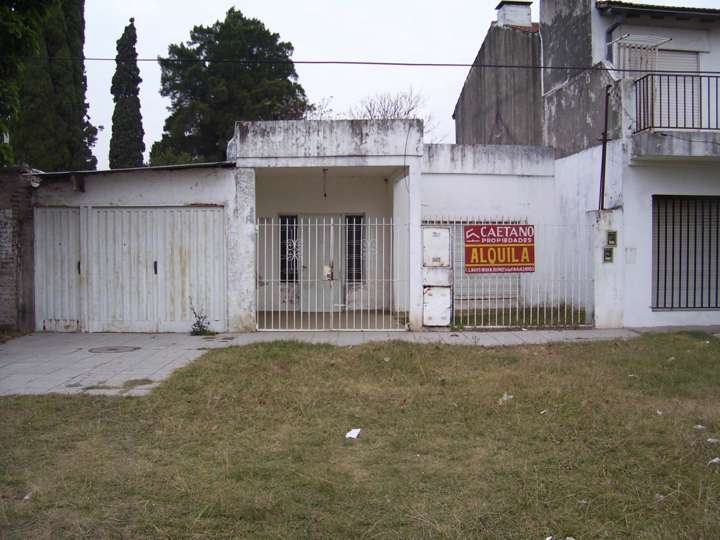 Casa en venta en General Pinedo, 1700, Aldo Bonzi