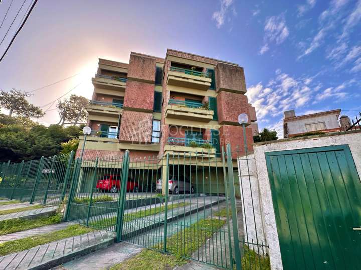 Departamento en venta en Avenida 2, Villa Gesell