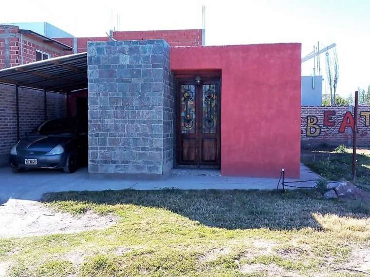 Casa en venta en Arcenio Durán, 1650, Neuquén