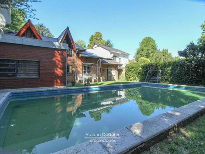 Casa en venta en De La Doma, Villa Udaondo