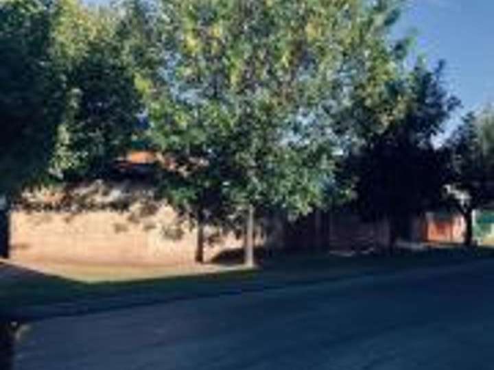 Casa en venta en El Gaucho, Villa Tesei