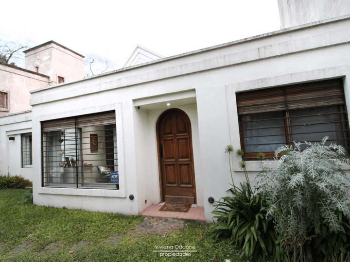 Casa en venta en Gobernador Guillermo Udaondo, Villa Udaondo