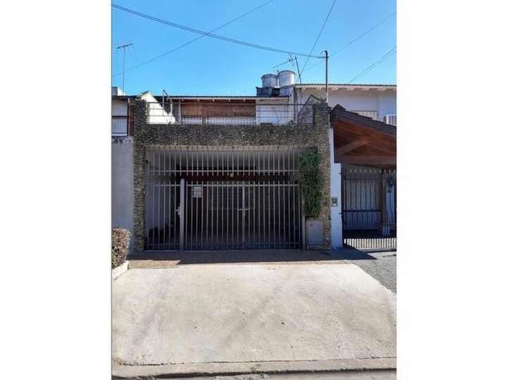 Casa en venta en Ombú, 3900, Buenos Aires
