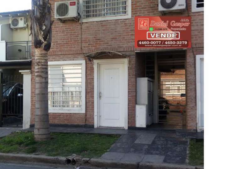 Departamento en venta en Calchaquí, 129, Villa Luzuriaga