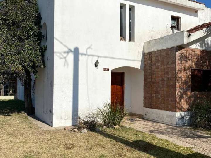 Casa en venta en Mártires Riocuartenses, 1249, Córdoba
