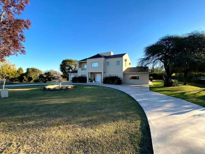Casa en venta en Rey del Bosque, Córdoba